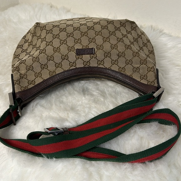 💯Authentic Gucci Shoulder Bag with Cherryline🍀 - Picture 8 of 15